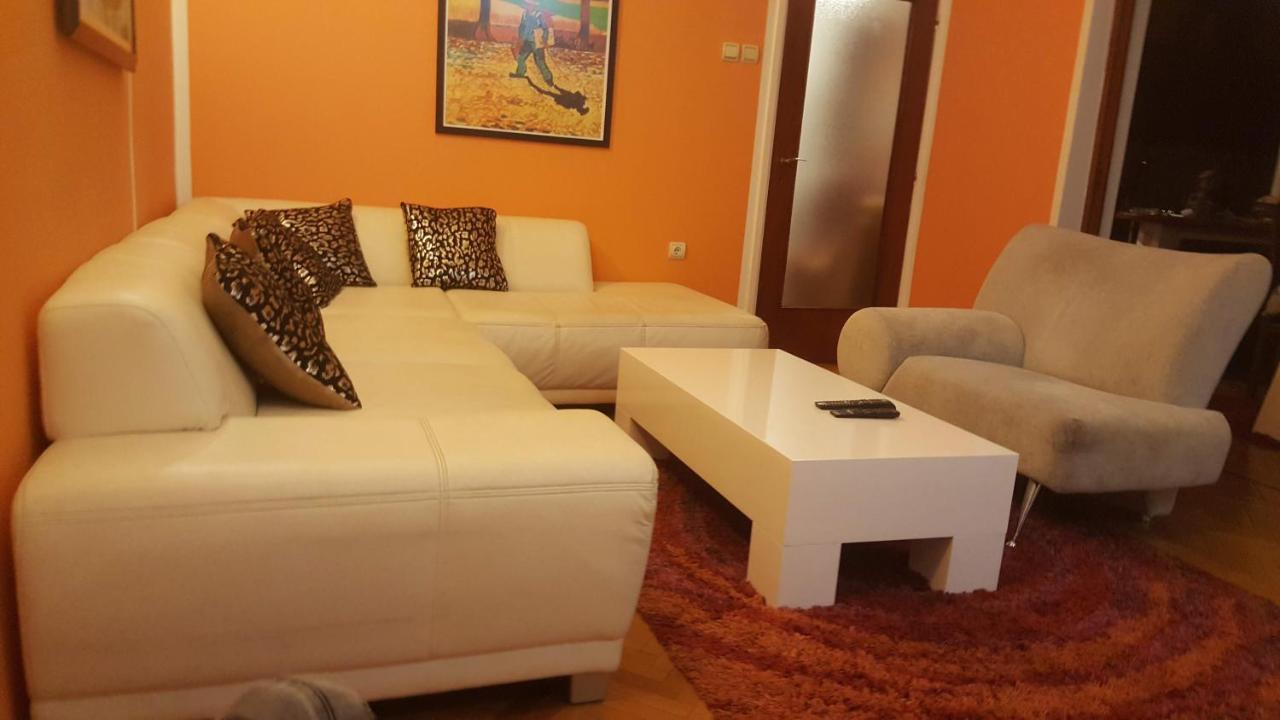 Shangri La Residence Ni Extérieur photo